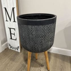 Large Pot