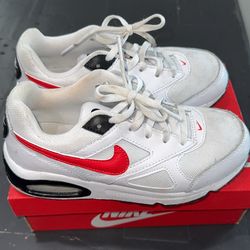 Nike Air boys size 2.5Y