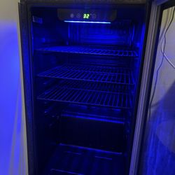 KISSAIR Beverage Cooler