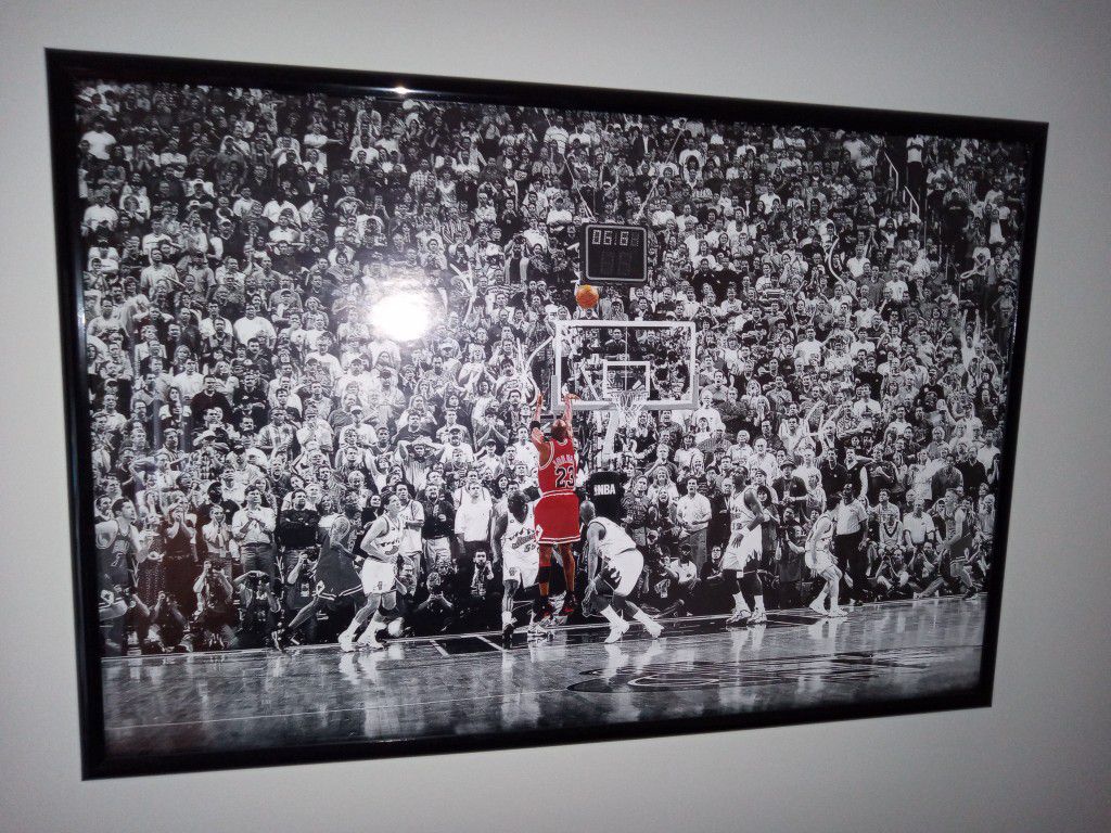 The Shot - Michael Jordan Framed Print 