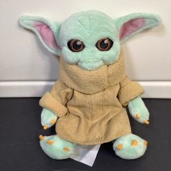 The Mandalorian Grogu Shoulder plush