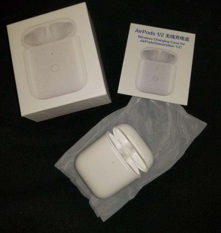 NWT Replacement Wireless Charging Case For Airpods Generation 1 & 2 