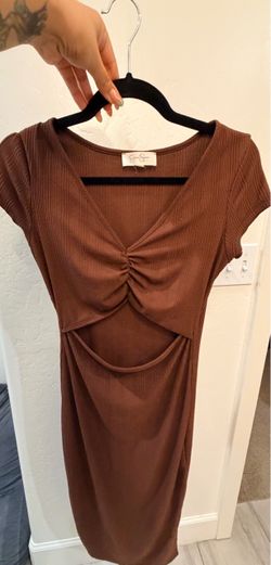 Brown dress