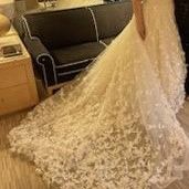 Wedding dress For Sale Size 14–16