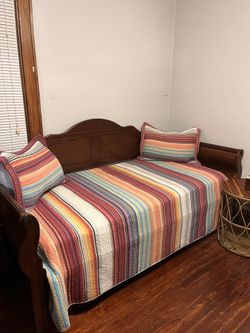 Day Bed