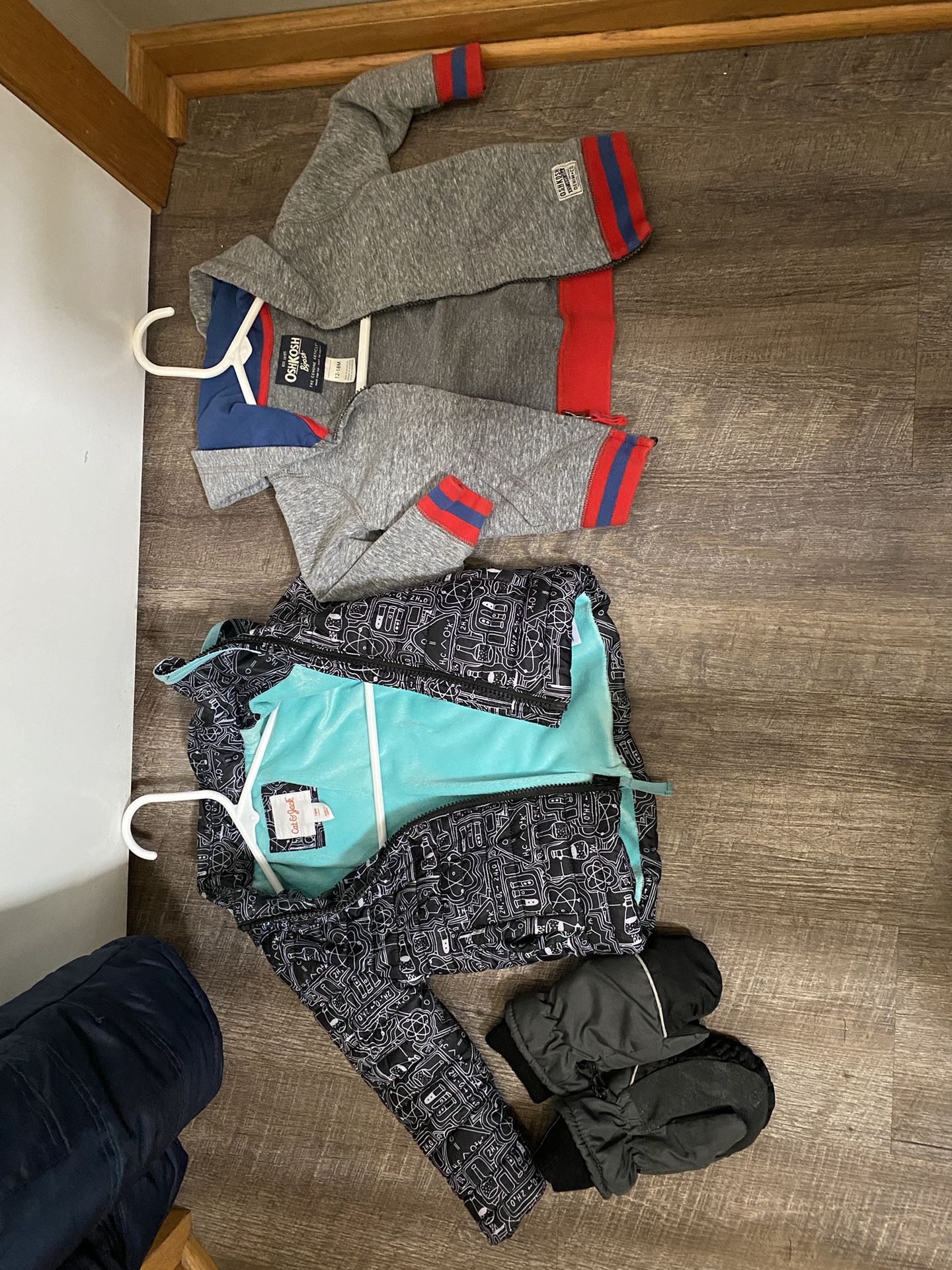 Kids Toddler:Snow Boots & 2 Light Jackets