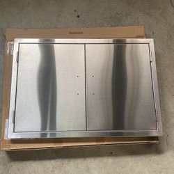 1 Barbecue Island Doors