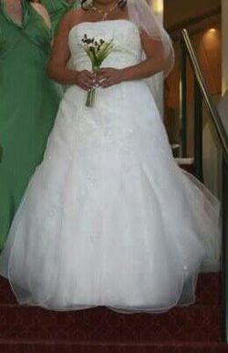 Monique Lou wedding gown