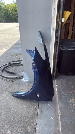 Tesla  model Y lh fender oem 20-25