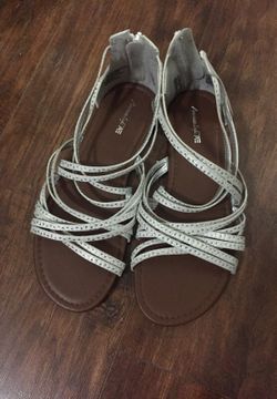 Girls size 5 sandals