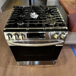 LG 30” Slide-In Gas Range