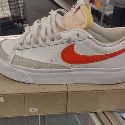 Women's Nike Low 