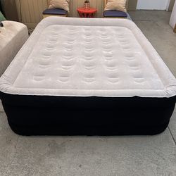King Koil Queen Size Air Mattress