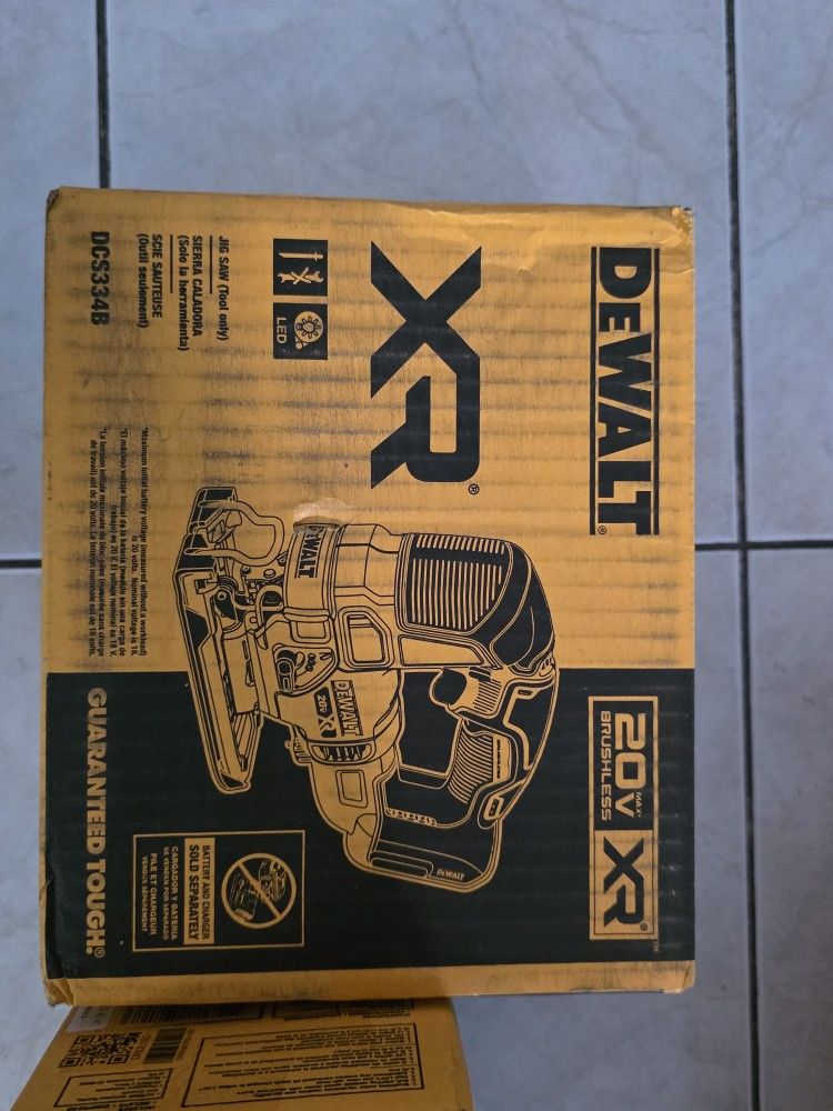 DEWALT XR 20-volt max Brushless Variable Speed Keyless Cordless Jigsaw (Battery Not Included)