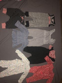 Baby girl clothes nb-0-3 months