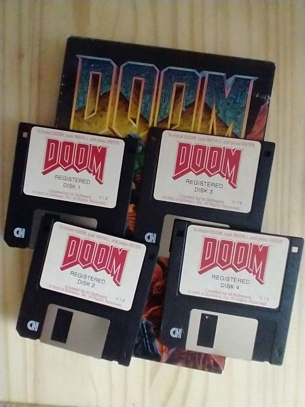 DOOM (1993) Original Full Release in Box