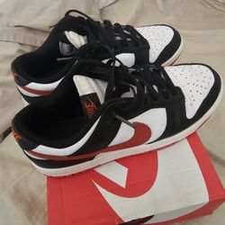 Nike Dunk Low