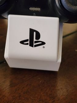 PlayStation 5 controller