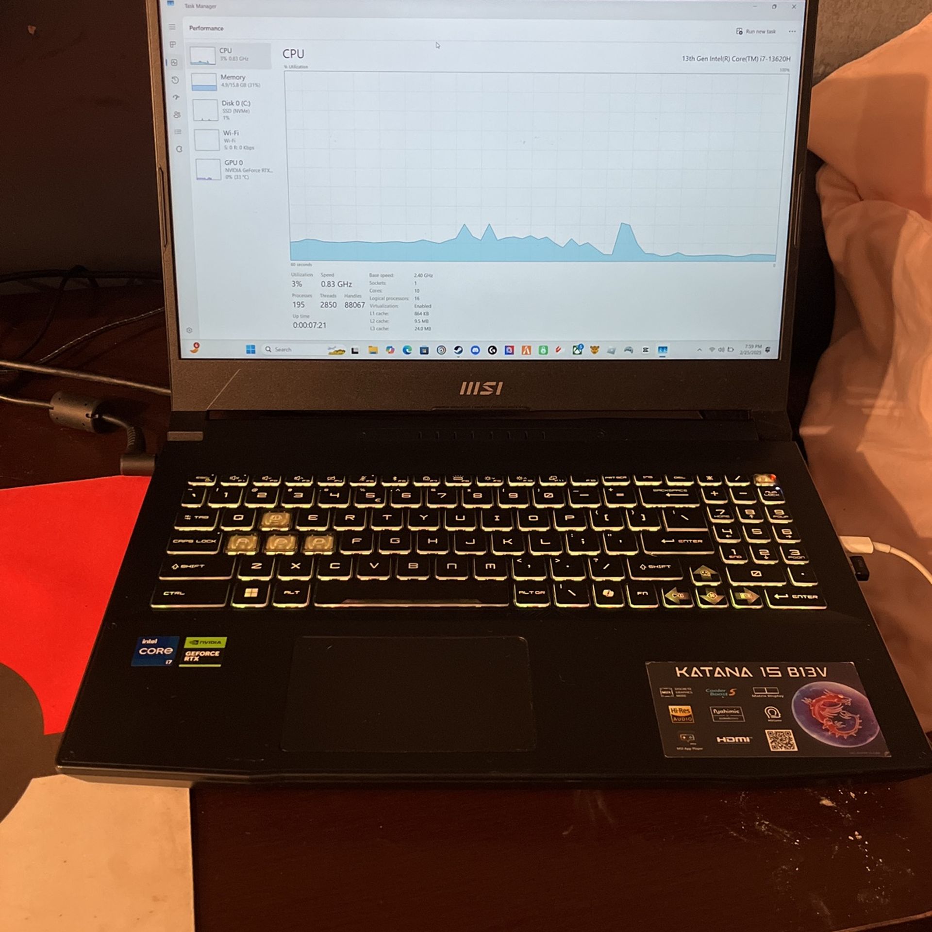 MSI Katana 15 B13v