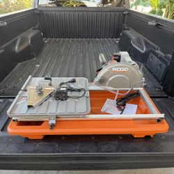 RIDGID 9-Amp 7 in. Blade Corded Wet Tile Saw **NO Stand OR Blade Included**