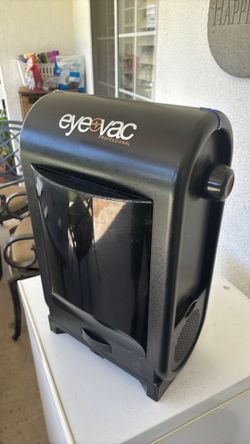 Eye vacuum for hair