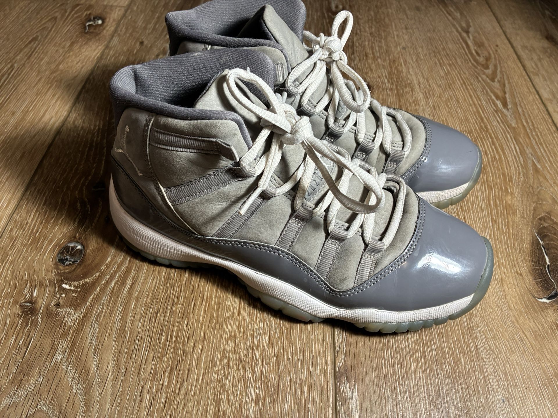 Jordan 11 Cool Grays Size 5 