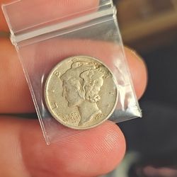 1942 90% SILVER Mercury Dime