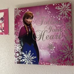 Frozen wall decor