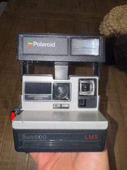 Polaroid Sun 600 Camera