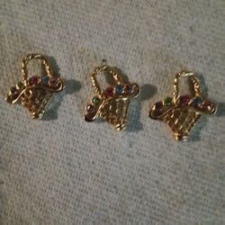 3 baskets With 5 Birthstones