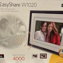 Kodak EasyShare W1020 10" Digital Picture Frame 4000 Pictures Wifi 
