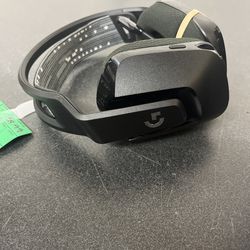 Logitech G733 Lightspeed Wireless Gaming Headset