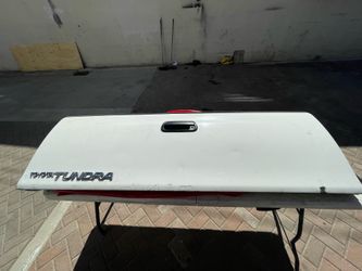 Tailgate 2000-2005 Tundra