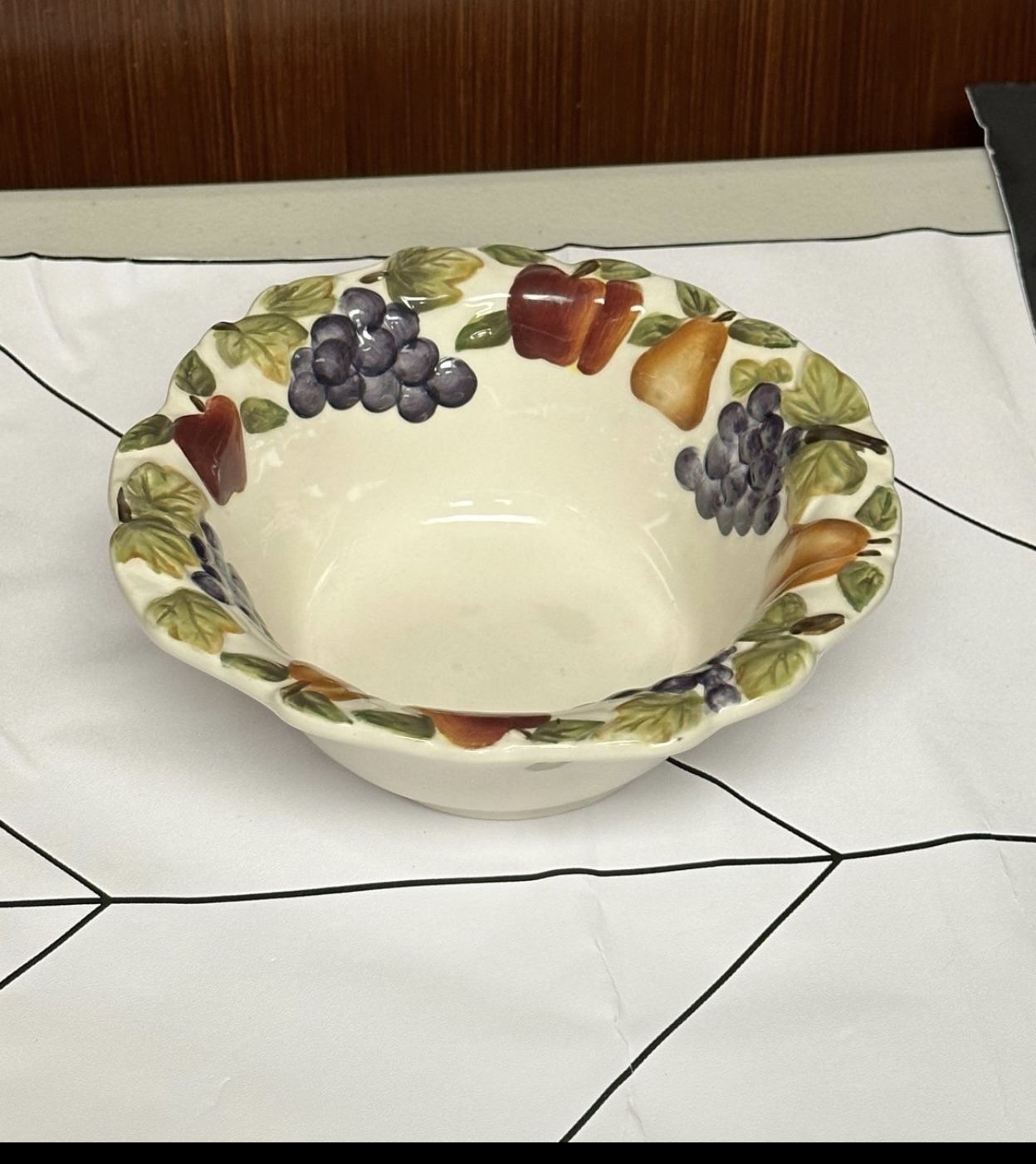 Home Interiors sonoma villa embossed fruits Discontinued bowl