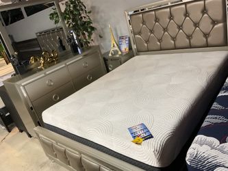 Beautiful 5Pc Bedroom Set On Sale Now Only $1299 Don’t Miss It Out