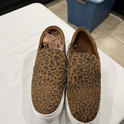 Shoes Size 8