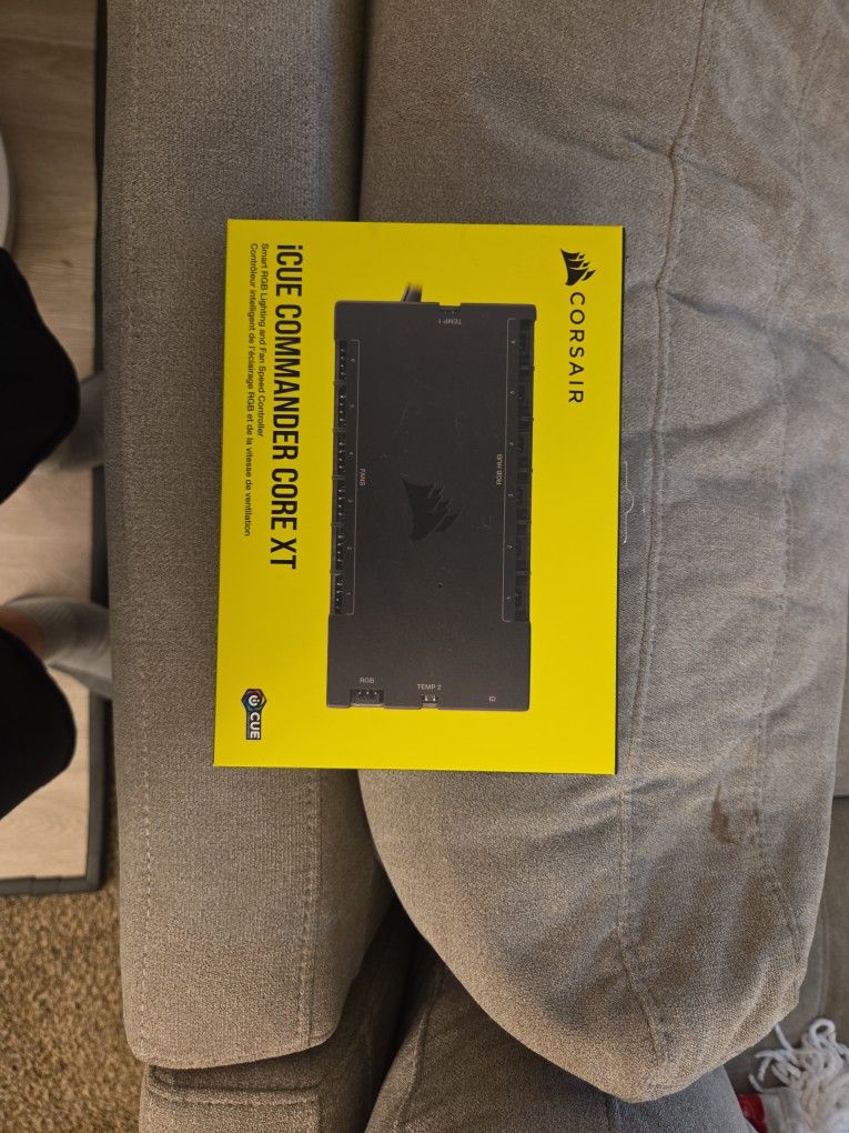 iCue Commander Core XT