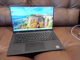 Dell latitude windows 11 pro laptop runs fast