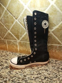 Converse shoes size 1
