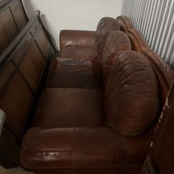 Couch & lovevseat