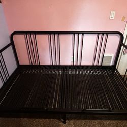 Twin Bed Frame Pull Out Bed/Day Bed 