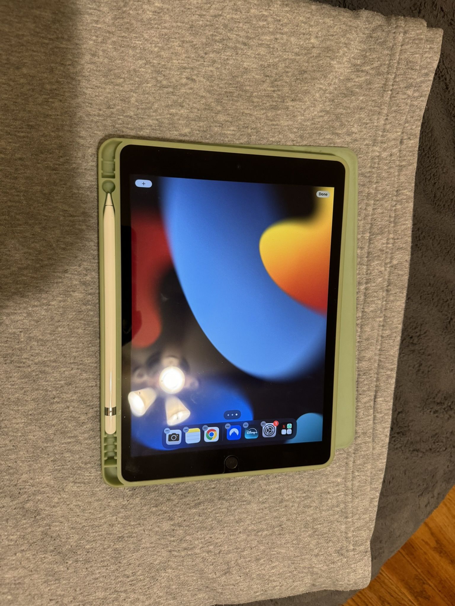 Ipad 9th Gen 64GB with apple pencil