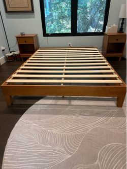 Zinus Queen Bed Frame