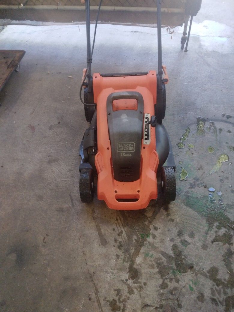 Black & Decker Lawn Mower 13 Amp