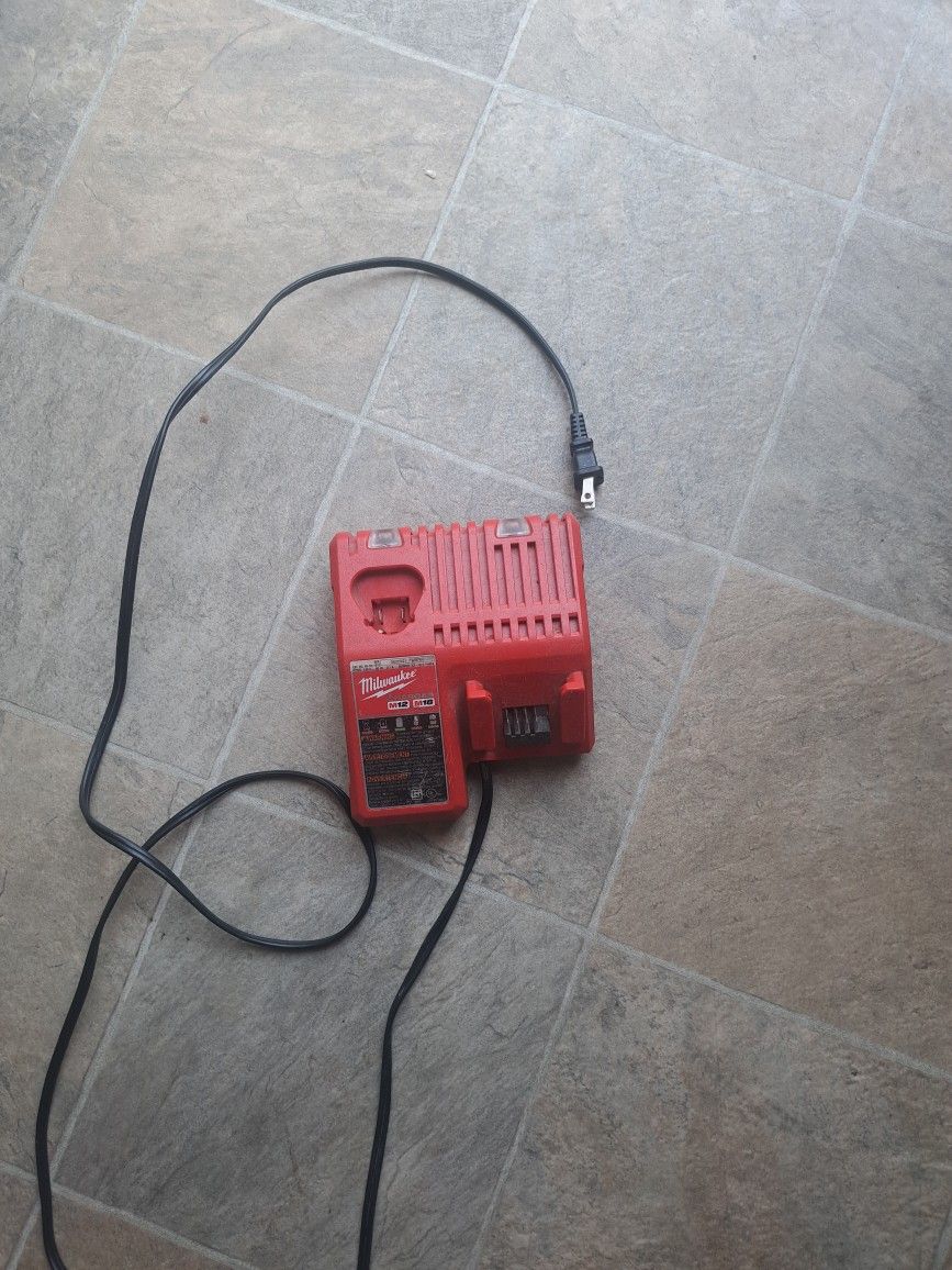 Milwakee Dual Battery Charger