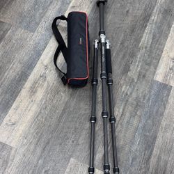 MeFOTO C1350 RoadTrip Carbon Fiber Travel Tripod Kit (black)