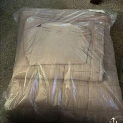 Twin comforters With Shams