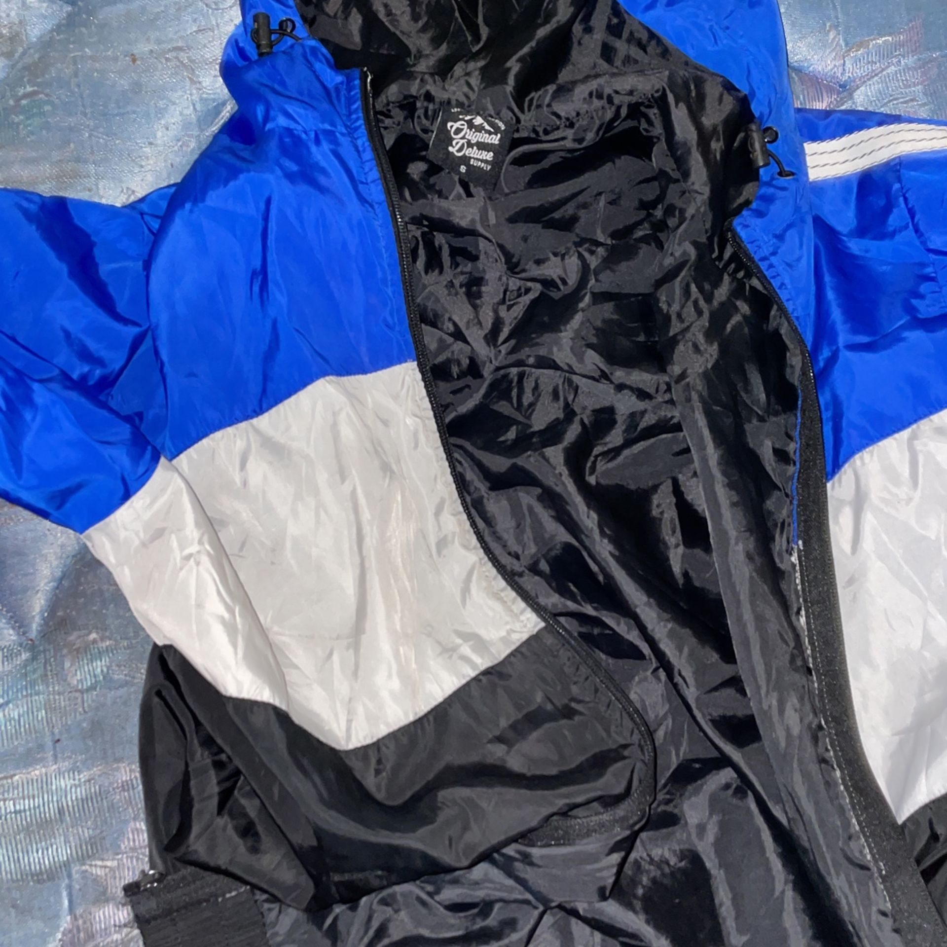 Windbreaker Hoodie