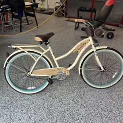 Huffy Panama Jack 26-inch Beach Cruiser Bike for Women