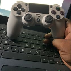 PS4 Controller 